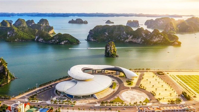 Tour du lịch tâm linh: Hà Nội - Tam Chúc - Tam Cốc - Bái Đính - Tràng An