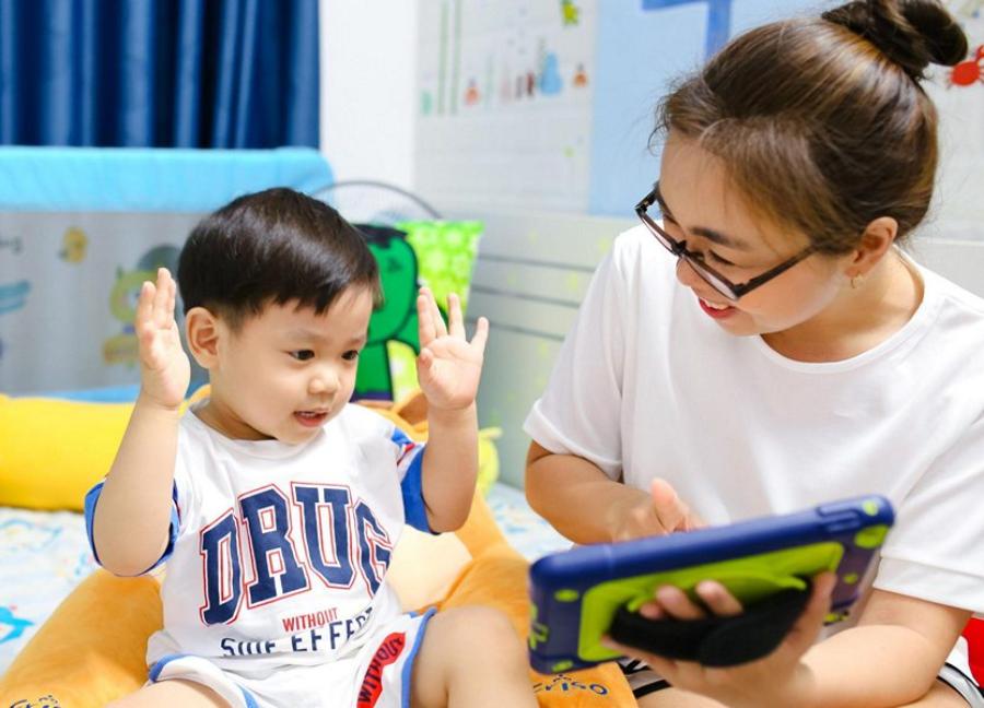 Tri thức Đất Việt 