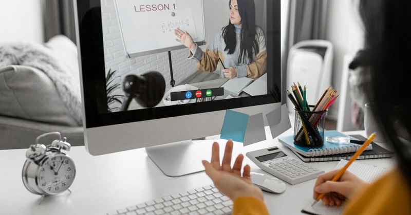 Tri thức Đất Việt 